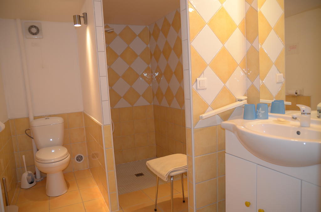 Le Petit Bacalan Villa Mormoiron Room photo